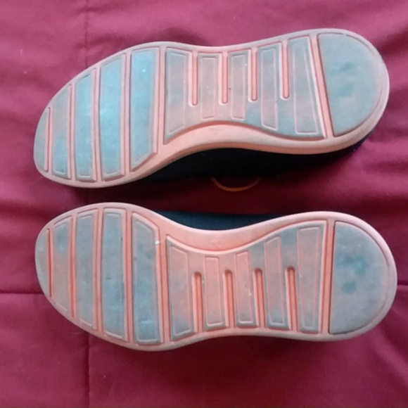 Black suede and canvas shoes - Picture 3 of 3